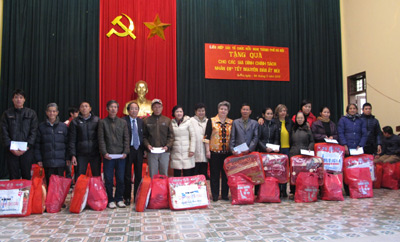 ສະຫະສະມາຄົມບັນດາອົງການຈັດຕັ້ງມິດຕະພາບຮ່າໂນ້ຍ ຈັດລາຍການ “ບຸນເຕັດແຫ່ງນ້ຳໃຈມິດຕະພາບ”